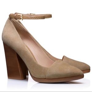 Tory Burch Rivington Tan Suede Block Heel Pumps sz 5 Ankle Strap Pre-owned